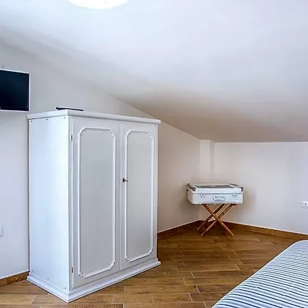 Le Voyageur Cilento فندق مبيت وإفطار 3*